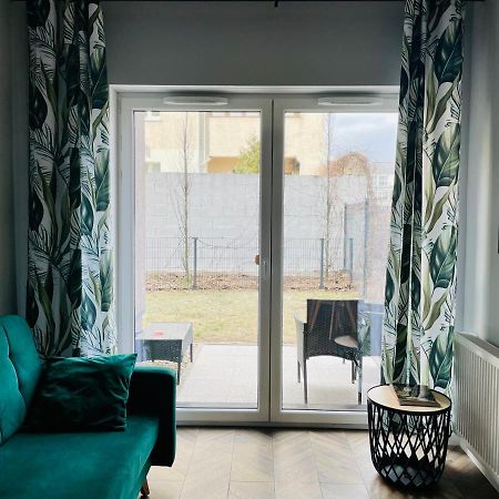 Apartament Z Ogrodkiem I Garazem Poznań Eksteriør billede