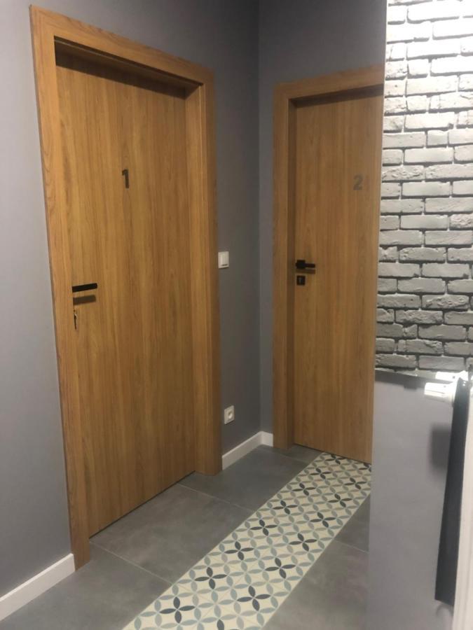 Apartament Z Ogrodkiem I Garazem Poznań Eksteriør billede