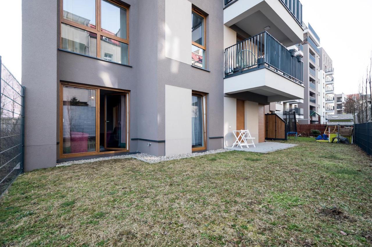 Apartament Z Ogrodkiem I Garazem Poznań Eksteriør billede