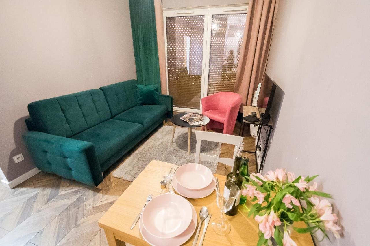 Apartament Z Ogrodkiem I Garazem Poznań Eksteriør billede